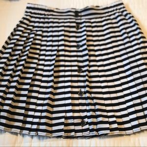 BCBG pleated skirt